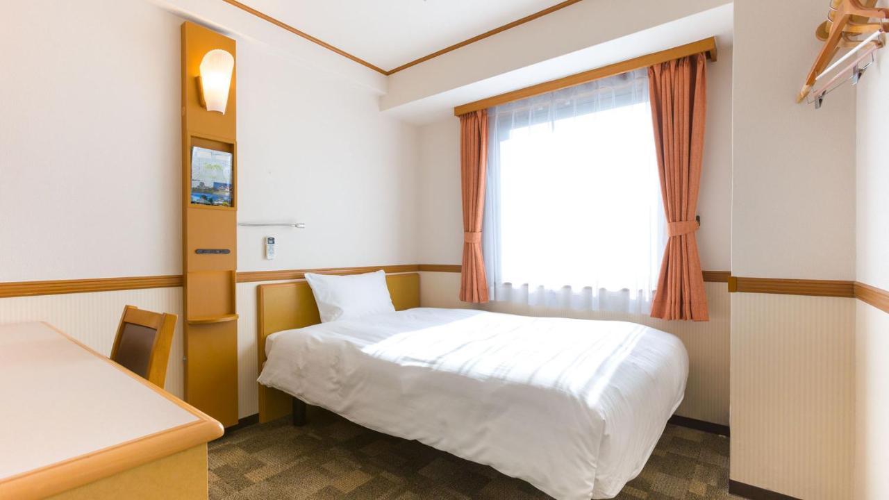 Toyoko Inn Hokkaido Asahikawa Eki Higashi Guchi Экстерьер фото